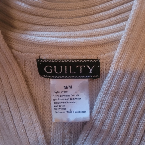 Guilty Off White Colored Knit Short Sleeve V Neck Top M - Picture 7 of 7